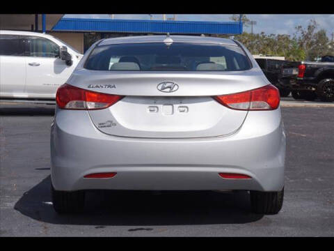 2011 Hyundai Elantra