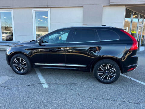 2017 Volvo XC60 T5 Dynamic
