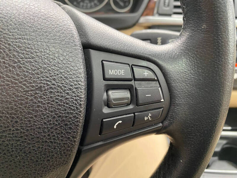 2014 BMW 3 Series 320i