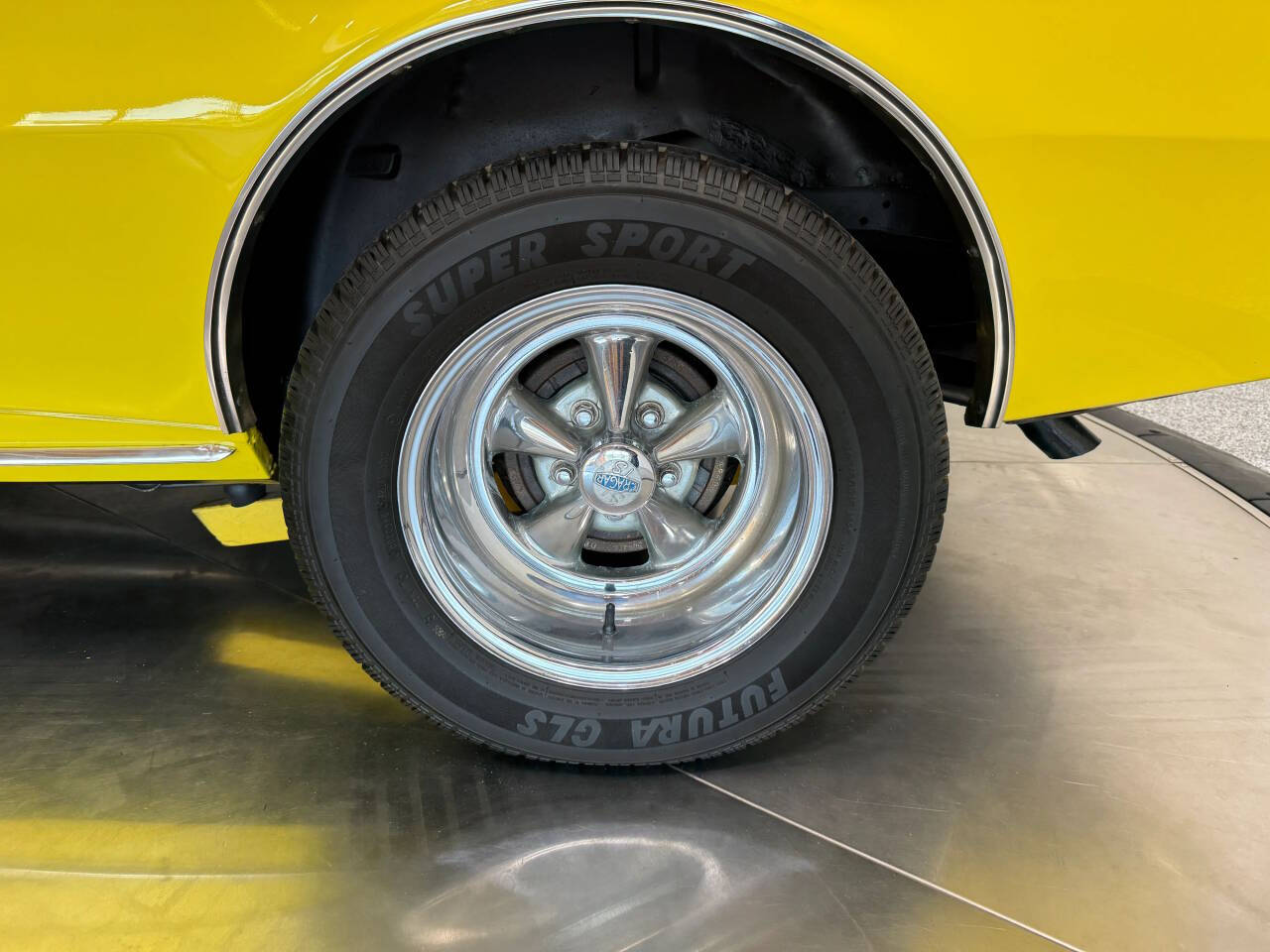 1968 Chevrolet Camaro 27