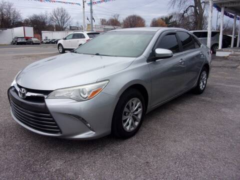 2015 Toyota Camry for sale at AUTO MAX LLC in Evansville IN