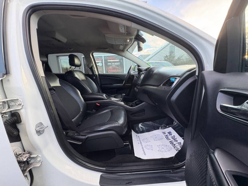 2017 Dodge Journey Crossroad