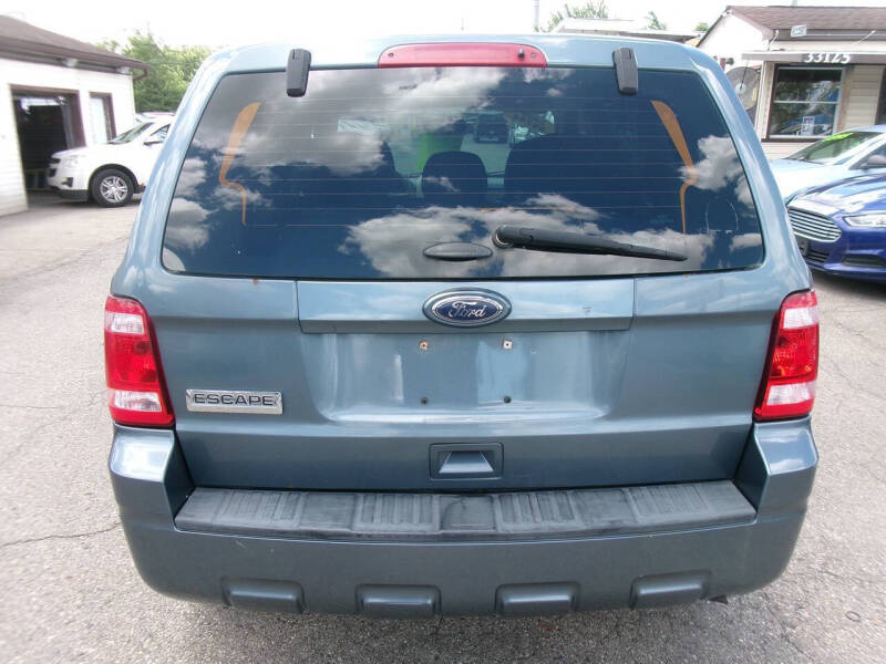 2011 Ford Escape XLS