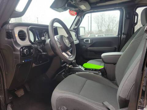 2025 Jeep Wrangler Sahara 4xe