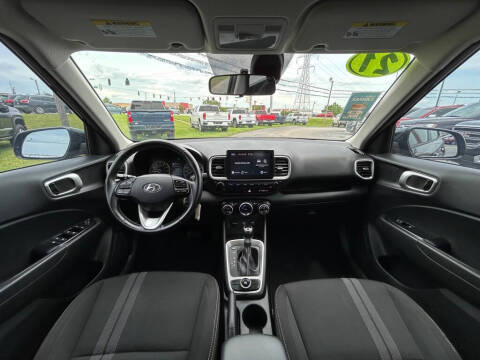 2021 Hyundai Venue SEL