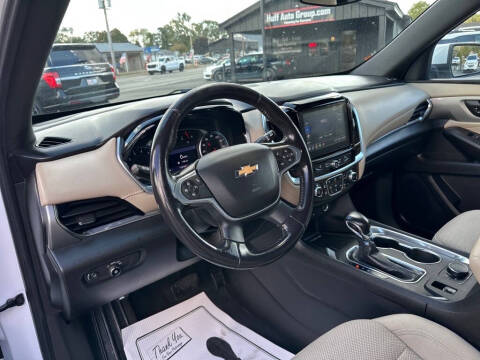 2022 Chevrolet Traverse LT Cloth