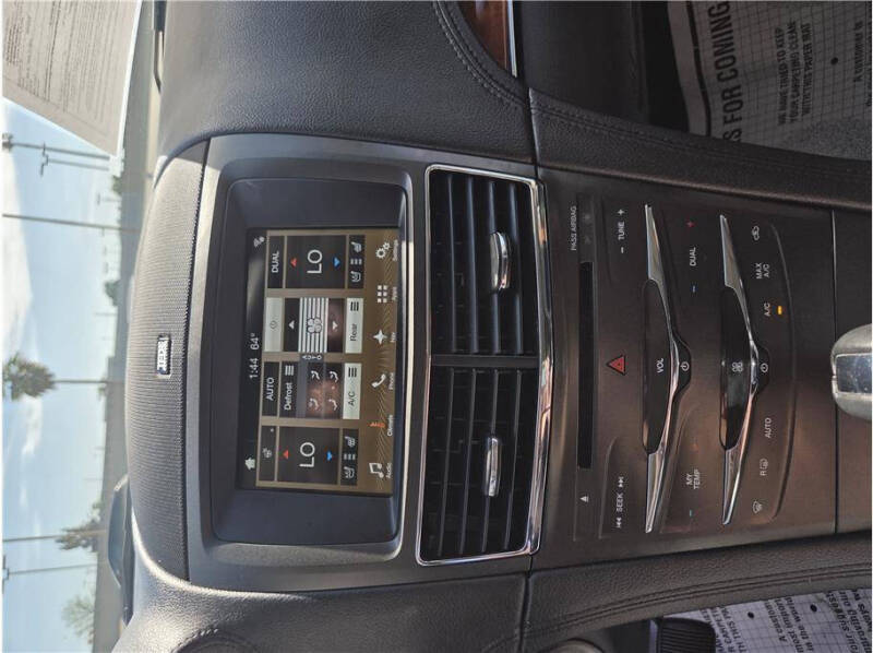 2018 Lincoln MKT Reserve