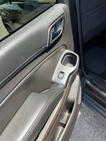 2017 Chevrolet Suburban