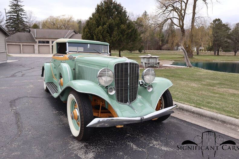 1933 Auburn 1250 Salon Cabriolet