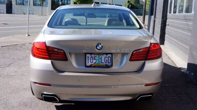 2011 BMW 5 Series 550i xDrive
