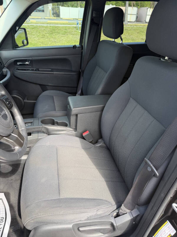 2012 Jeep Liberty Sport