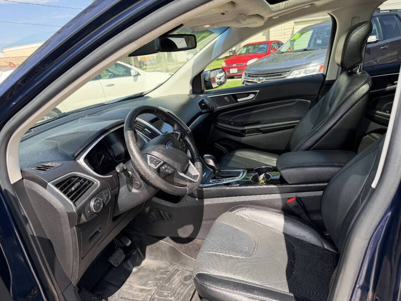2017 Ford Edge Titanium
