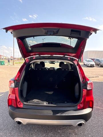 2022 Ford Escape SE