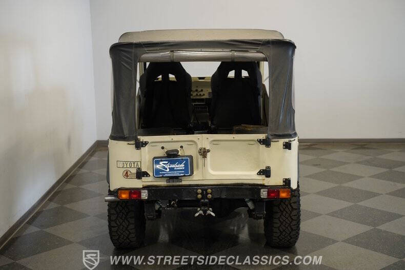 1974 Toyota Land Cruiser