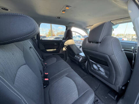 2017 Chevrolet Traverse LT