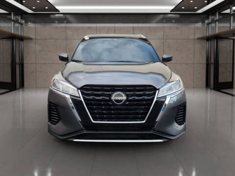 2022 Nissan Kicks SV