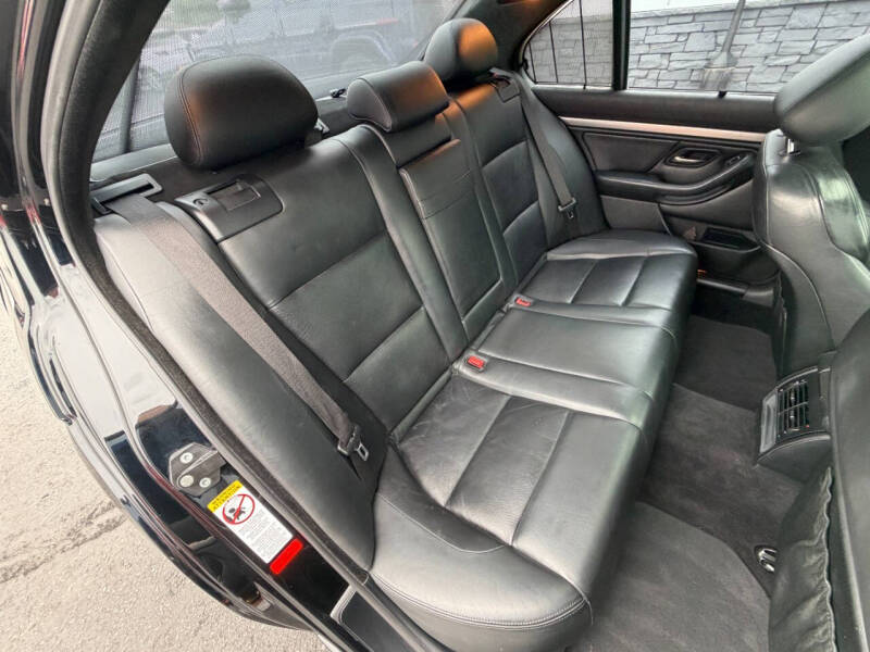 2003 BMW M5