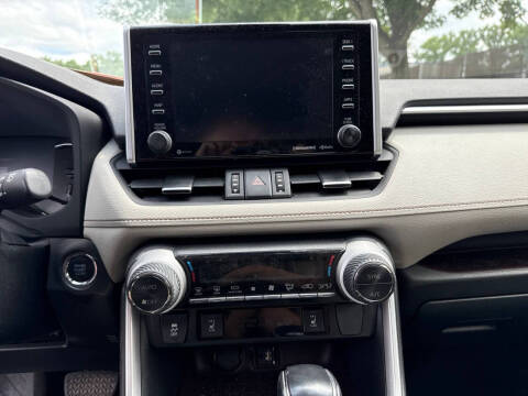 2019 Toyota RAV4 Limited