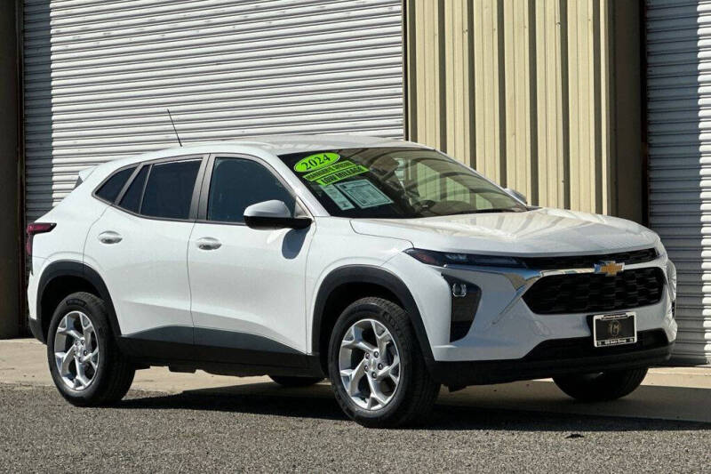 2024 Chevrolet Trax LS