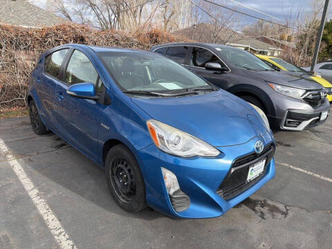 2016 Toyota Prius c Four