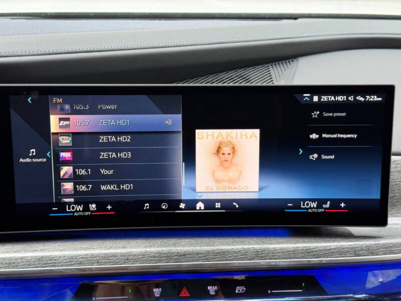 2023 BMW 7 Series 740i