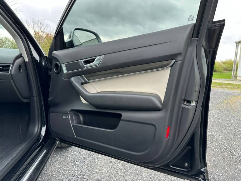 2011 Audi S6 5.2 quattro Prestige