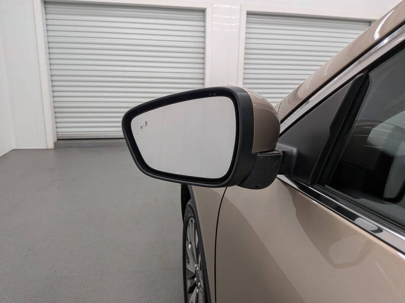 2020 Ford Escape Hybrid Titanium
