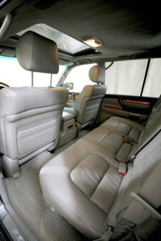 2005 Lexus LX 470