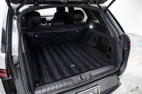 2024 Land Rover Range Rover Sport P360 SE