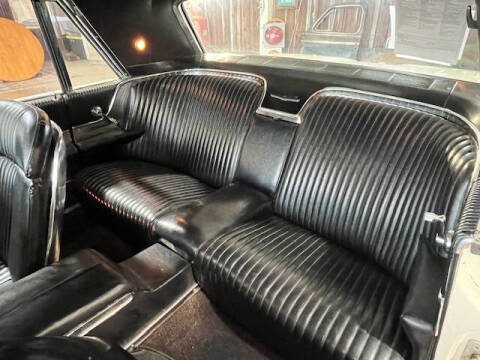 1965 Ford Thunderbird