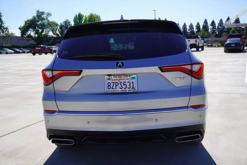 2022 Acura MDX w/Tech