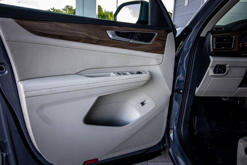 2026 Volkswagen Atlas SE