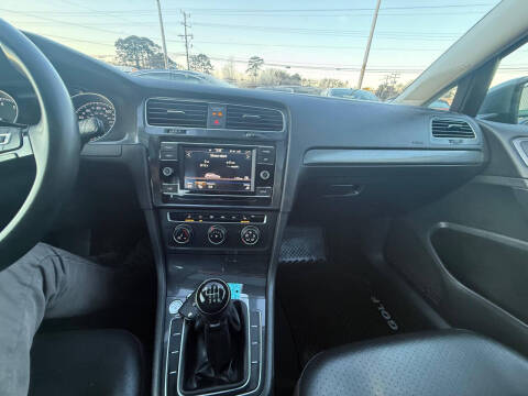 2020 Volkswagen Golf TSI