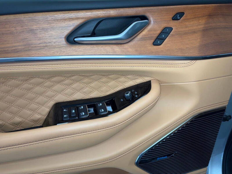 2024 Jeep Grand Cherokee Summit Reserve