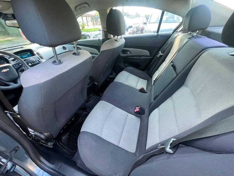 2012 Chevrolet Cruze LS