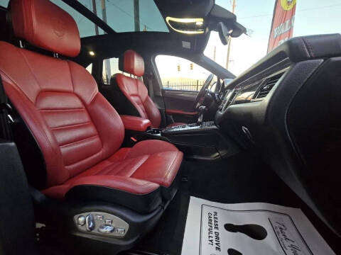 2017 Porsche Macan Turbo