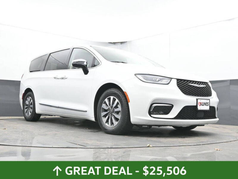 2023 Chrysler Pacifica Plug-In Hybrid Limited