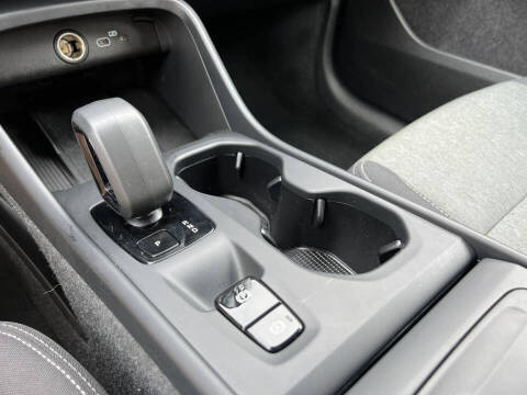 2024 Volvo XC40