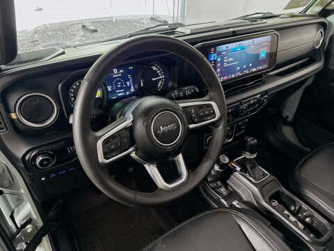 2024 Jeep Wrangler Sahara 4xe