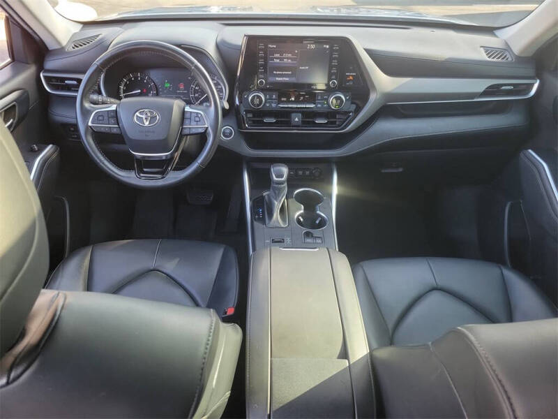 2020 Toyota Highlander XLE