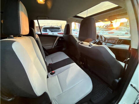 2016 Toyota RAV4 XLE