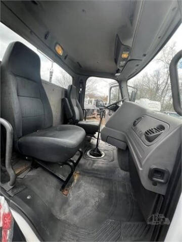 2012 Freightliner M2 112