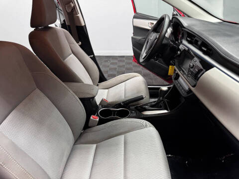 2016 Toyota Corolla LE Plus