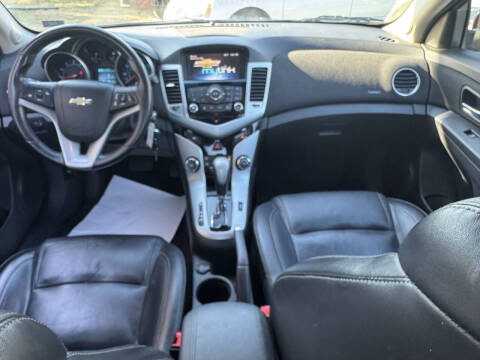 2015 Chevrolet Cruze 2LT Auto