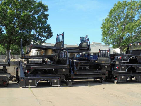 2025 J&I Armbeds Spearbeds and Flatbeds