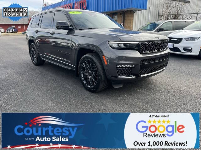 2023 Jeep Grand Cherokee L Summit Reserve's photo