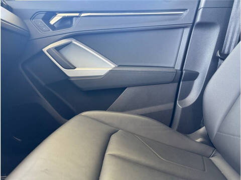 2023 Audi Q3 quattro S line Premium 45 TFSI