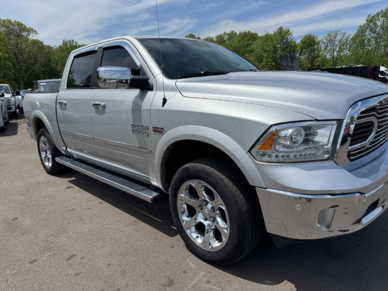 2015 RAM 1500 Laramie
