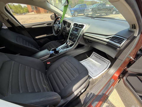 2015 Ford Fusion SE