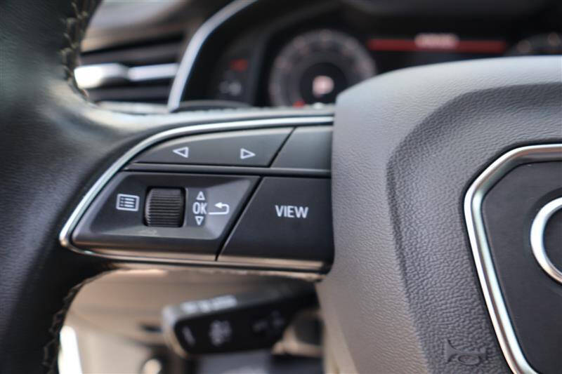 2023 Audi Q8 quattro Premium Plus 55 TFSI